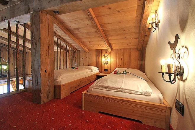 Hotel Garni San Nicolo Pozza di Fassa Kültér fotó